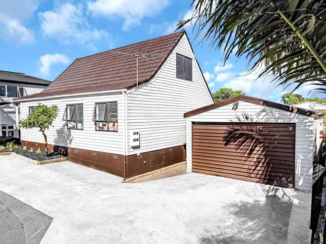 2/18 Elizabeth Avenue, Papatoetoe