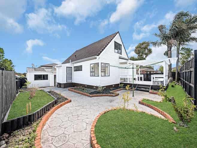 2/18 Elizabeth Avenue, Papatoetoe