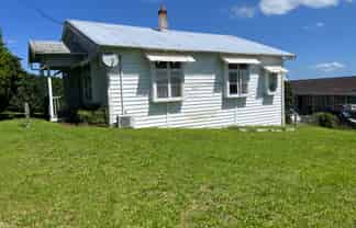 21 Hayr Road, Three Kings