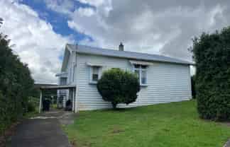 21 Hayr Road, Three Kings