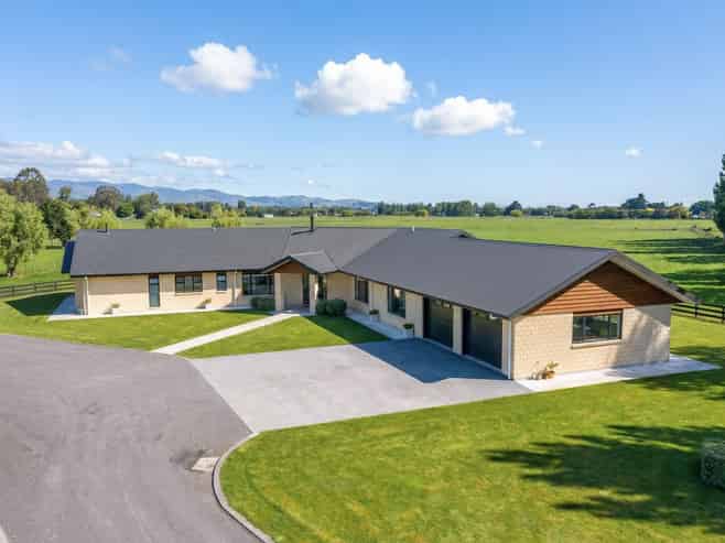 53 Jellicoe Street, Greytown