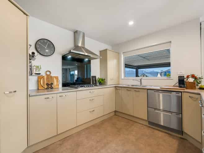 1 Ironside Drive, Wanaka