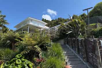 29 Crisp Road, Parua Bay