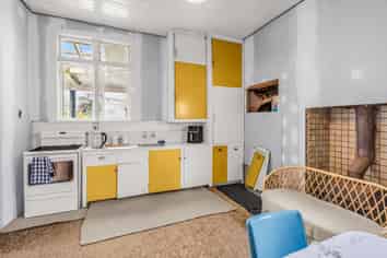 69 Queen Street, Balfour