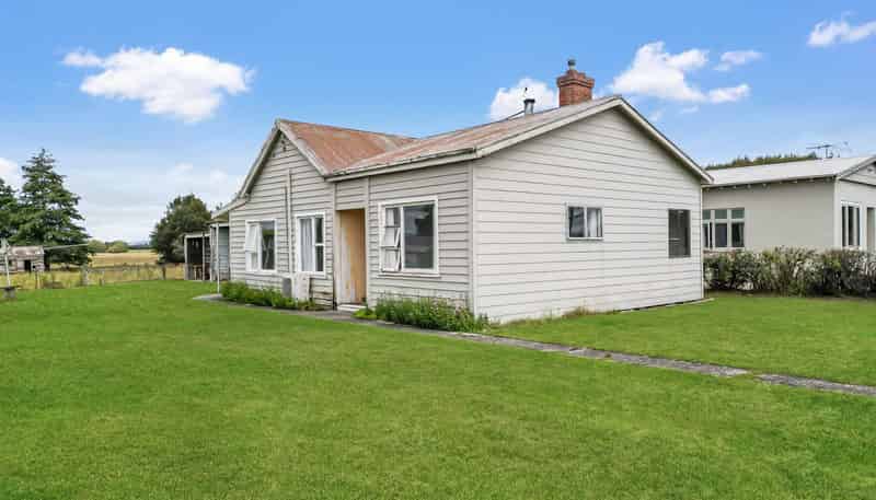 69 Queen Street, Balfour