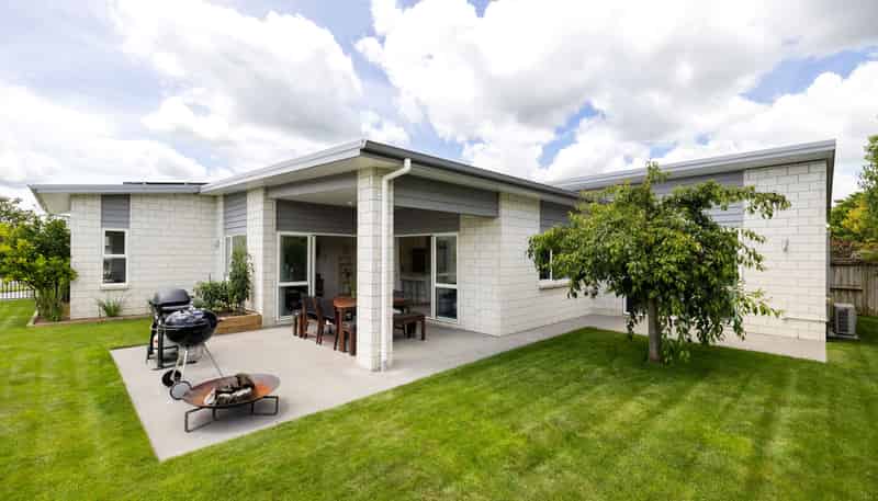 13 Tiaki Way, Cambridge