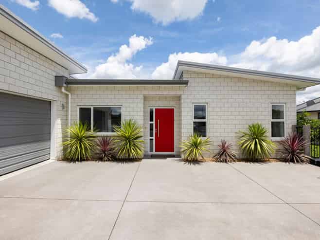 13 Tiaki Way, Cambridge