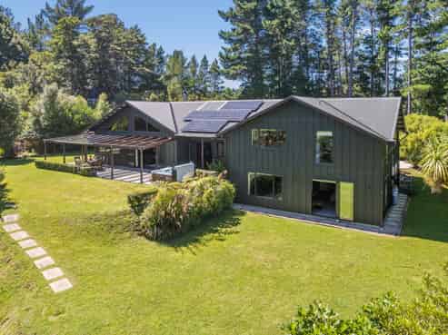 145-147 Blue Mountains Road, Blue Mountains