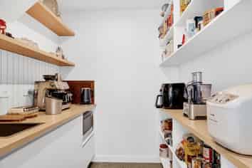 8 piripai Rise, Coastlands