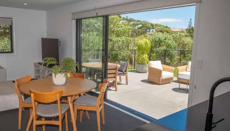 9 Loke Crescent, Coopers Beach