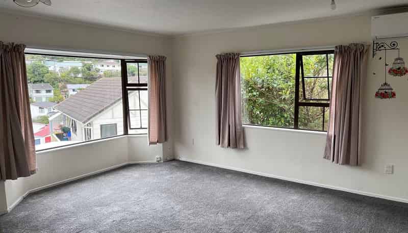 12 Tralee Place, Johnsonville