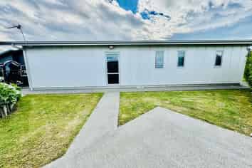 77 Lochhead Street, Mahora