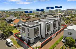 8D Sayegh Street, Saint Heliers