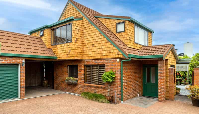 15A Tuhimata Street, Saint Heliers