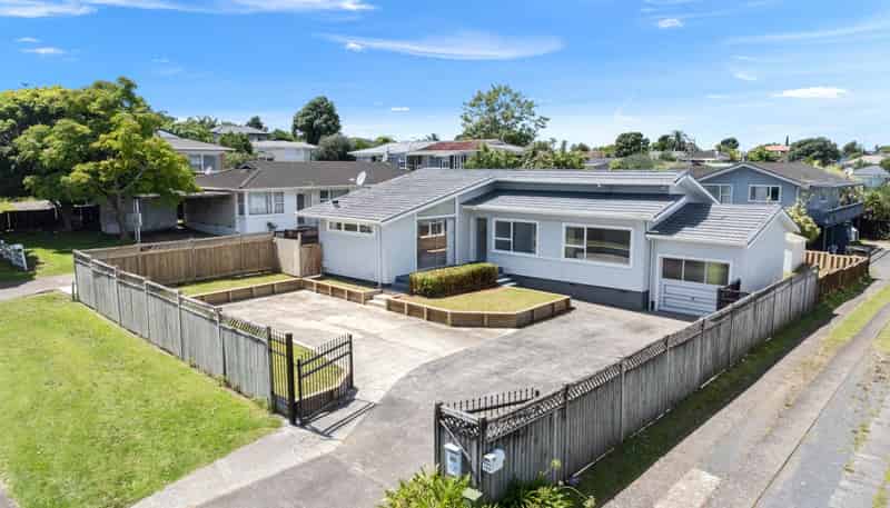 355 Pakuranga Road, Pakuranga Heights