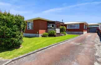 8 Kennedy Place, MERRILANDS