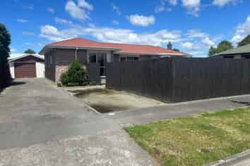 4 Todd Place, Allenton