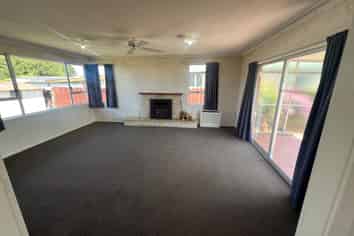 4 Todd Place, Allenton