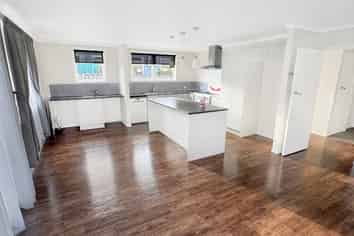 12 Lakeview Road, Waipukurau and Surrounds