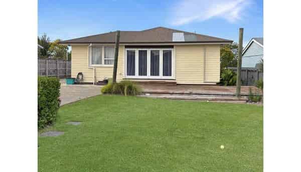 12 Lakeview Road, Waipukurau and Surrounds