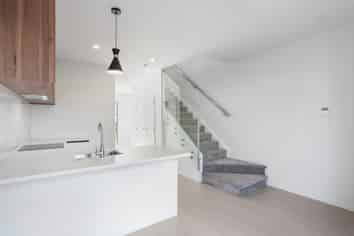 4/8 Rosier Road, Glen Eden