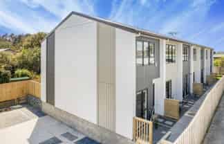 4/8 Rosier Road, Glen Eden