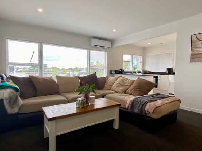 2/1 Ruakiwi Road, Hamilton Lake