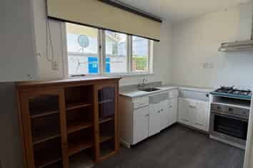 5 Lynwood Road, New Lynn