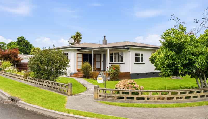 15 Kelvin Street, Inner Kaiti