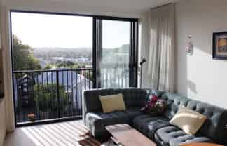 304/2 Finch Street, Western Springs