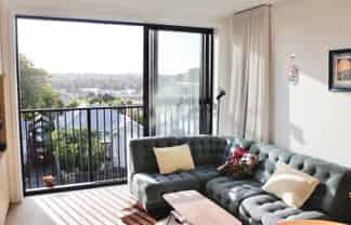 304/2 Finch Street, Western Springs