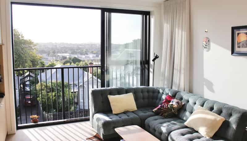 304/2 Finch Street, Western Springs