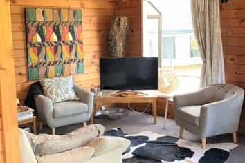 3/145 Edgecumbe Road, Avenues