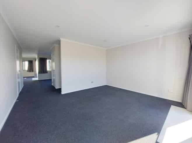 35 Ridgedale Crescent, Flagstaff