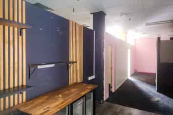 Hidden, Unique Spacious Space