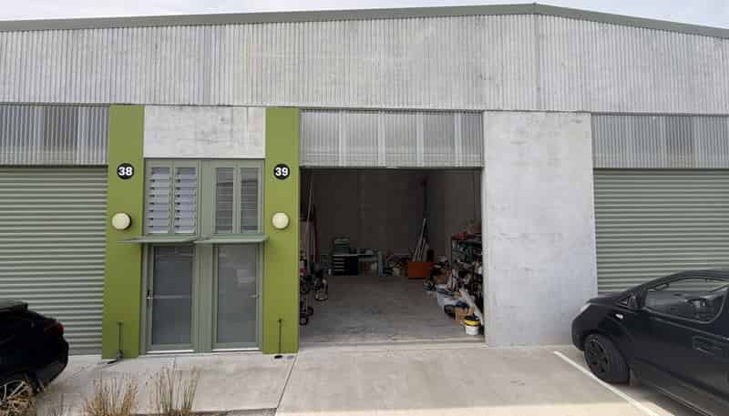 15/45 Bouverie Street, Petone