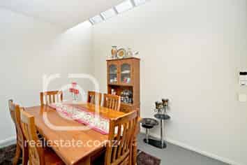 14 Birchlands Road, Flat Bush