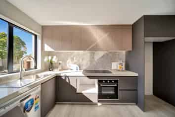 10/106 Triangle Road, Massey