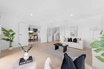 2/41 Raleigh Road, Northcote