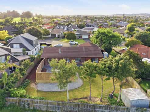 92 Frank Nobilo Drive, Golflands