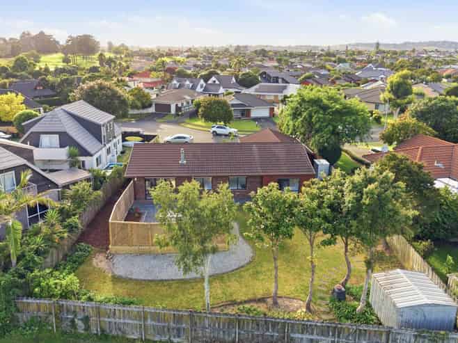 92 Frank Nobilo Drive, Golflands