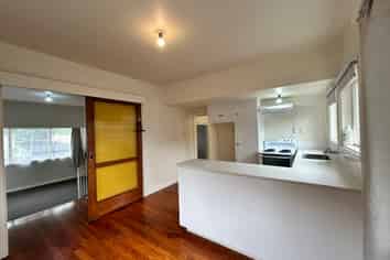 2/112 Rossall Street, Merivale