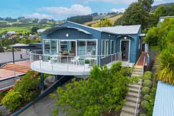 40 Marine Parade, Macandrew Bay