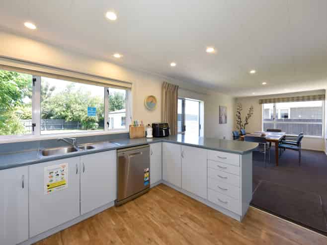 389 Yaldhurst Road, Russley