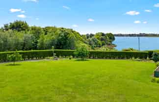 20 Pescara Point, Karaka