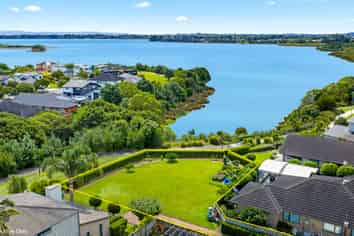 20 Pescara Point, Karaka