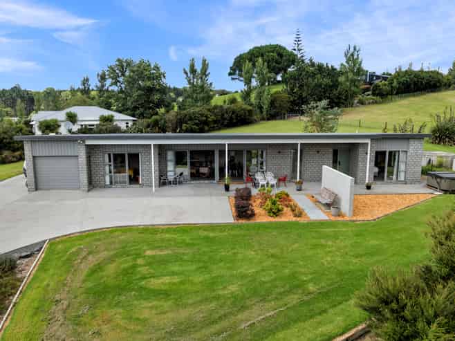 171A Tara Road, Mangawhai