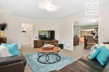 5 Cumbrian Place, Conifer Grove