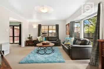 5 Cumbrian Place, Conifer Grove