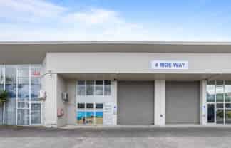 Road frontage unit – 223sqm